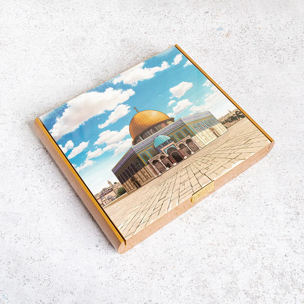 Sacred Land Dates Box (AL Aqsa) 50 Pcs