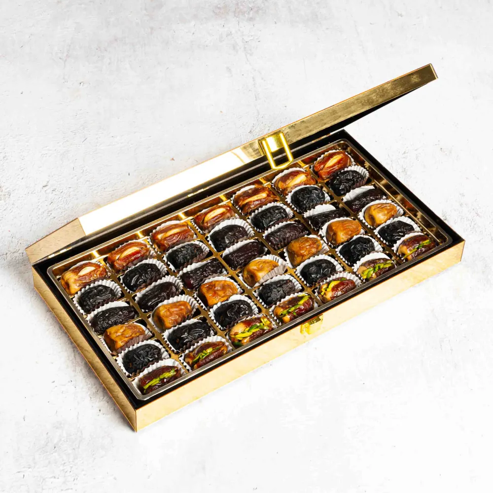 Aurum Showcase Dates Box (Assorted) - 42PCs