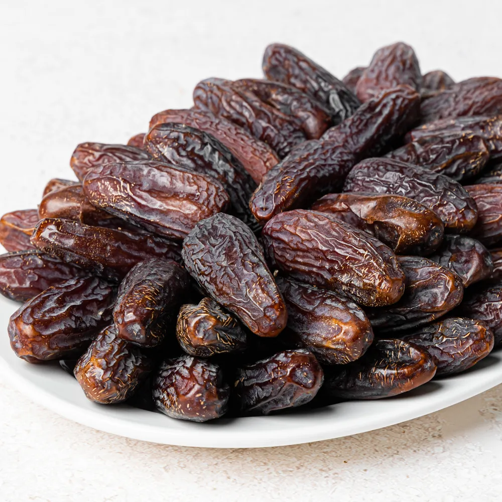 Amber Dates